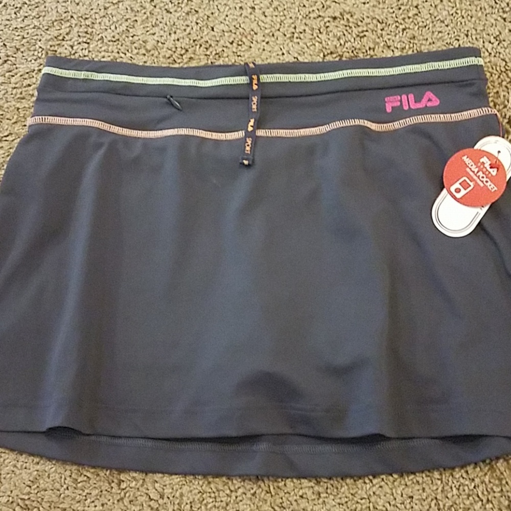 Ladies tennis skirt